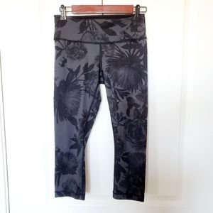 Lululemonvwinder black floral print crop
